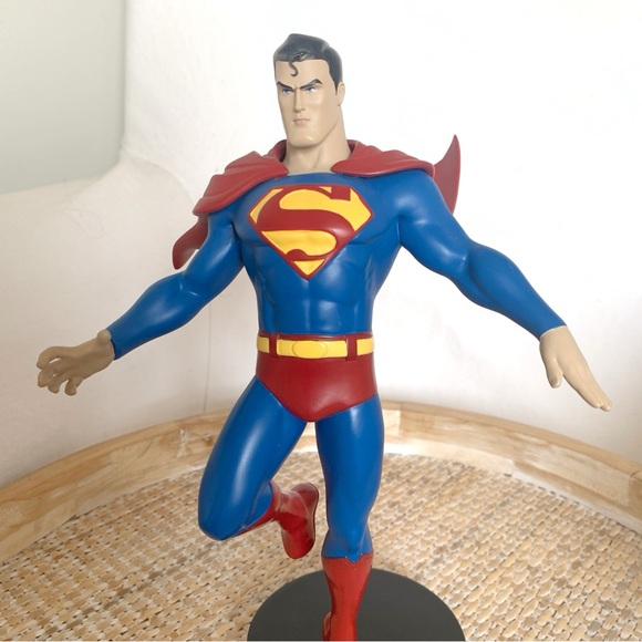 DC Comics Direct All-Star Superman DVD Maquette Statue - Picture 3 of 15
